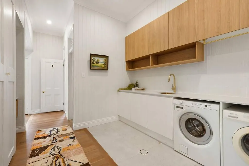 Fuller Holidays - Daisy'S Beach House - Burns St Byron Town Byron Bay Holiday home
