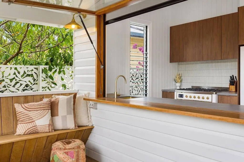 Fuller Holidays - Daisy'S Beach House - Burns St Byron Town Byron Bay Holiday home