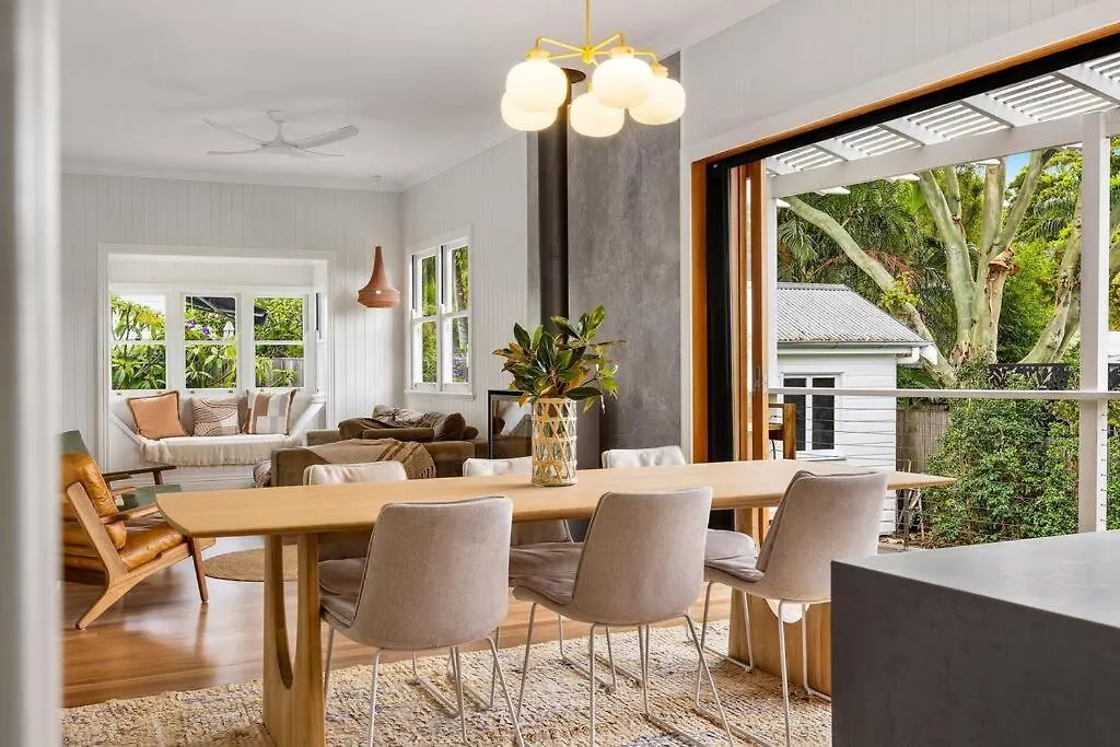 Holiday home Fuller Holidays - Daisy'S Beach House - Burns St Byron Town Byron Bay Australia